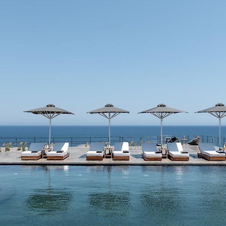 Colombos Beachfront Foinikiá エクステリア 写真
